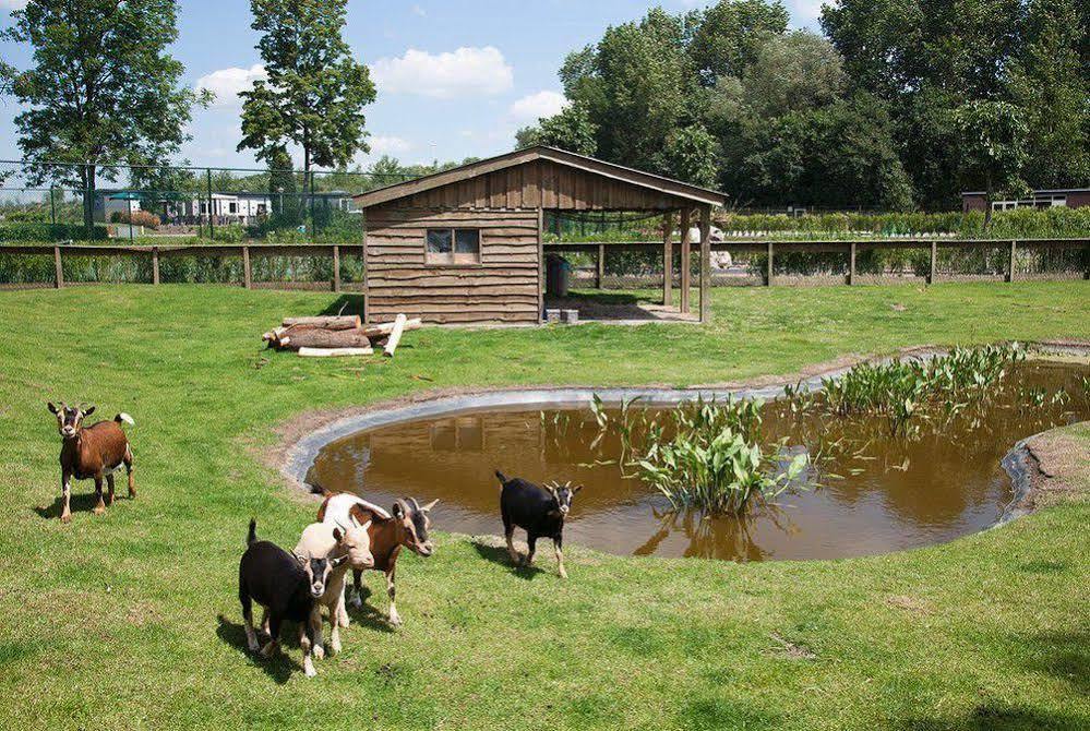 Europarcs De Biesbosch Willemsdorp Exterior photo