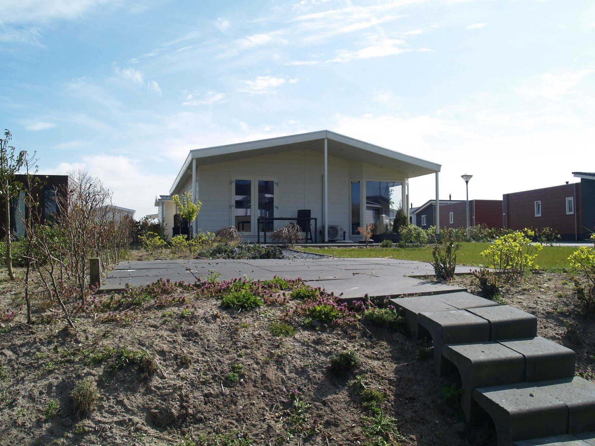 Europarcs De Biesbosch Willemsdorp Exterior photo